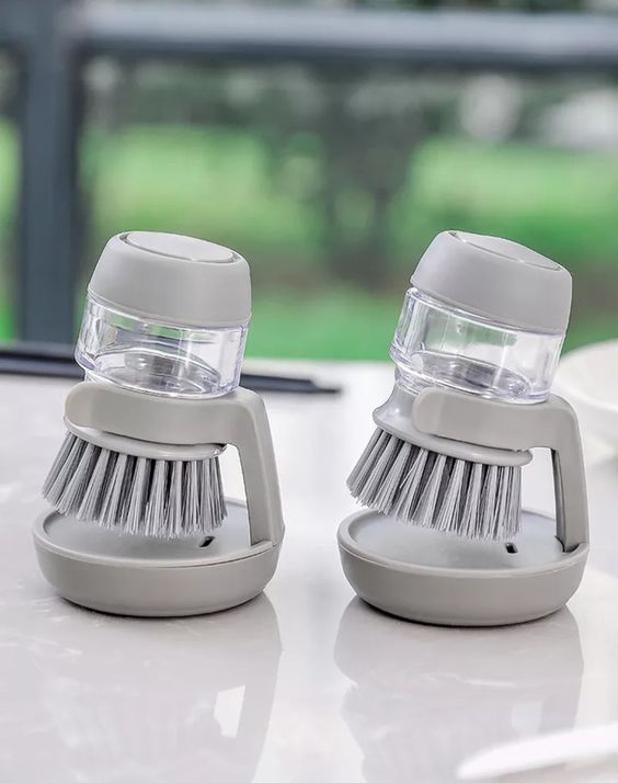 Cepillo dispensador de jabón para cocina